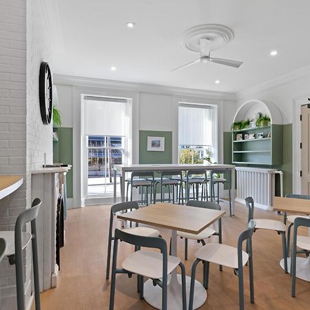 Hi Halifax Heritage House Hostel מראה חיצוני תמונה