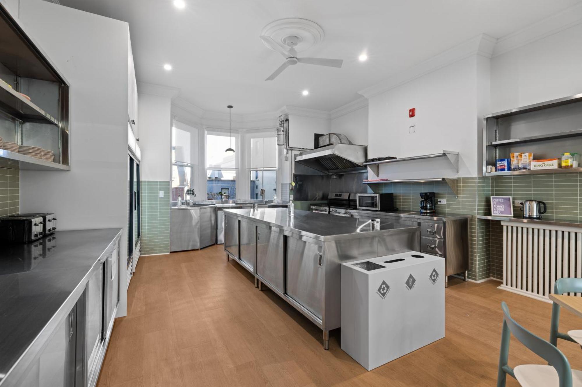 Hi Halifax Heritage House Hostel מראה חיצוני תמונה