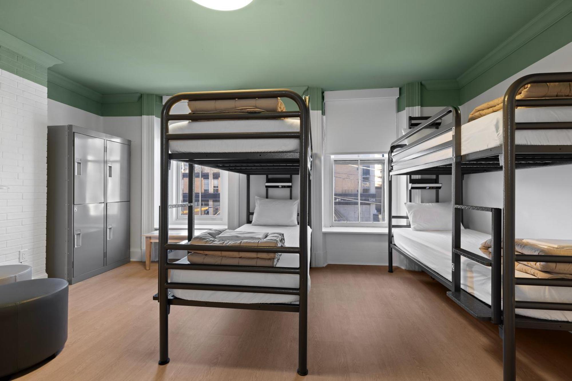 Hi Halifax Heritage House Hostel מראה חיצוני תמונה