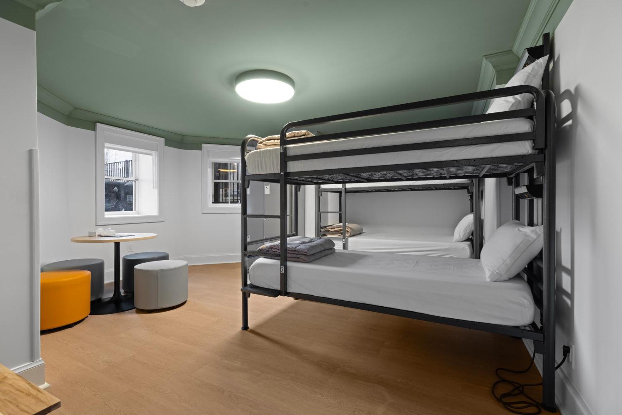 Hi Halifax Heritage House Hostel מראה חיצוני תמונה