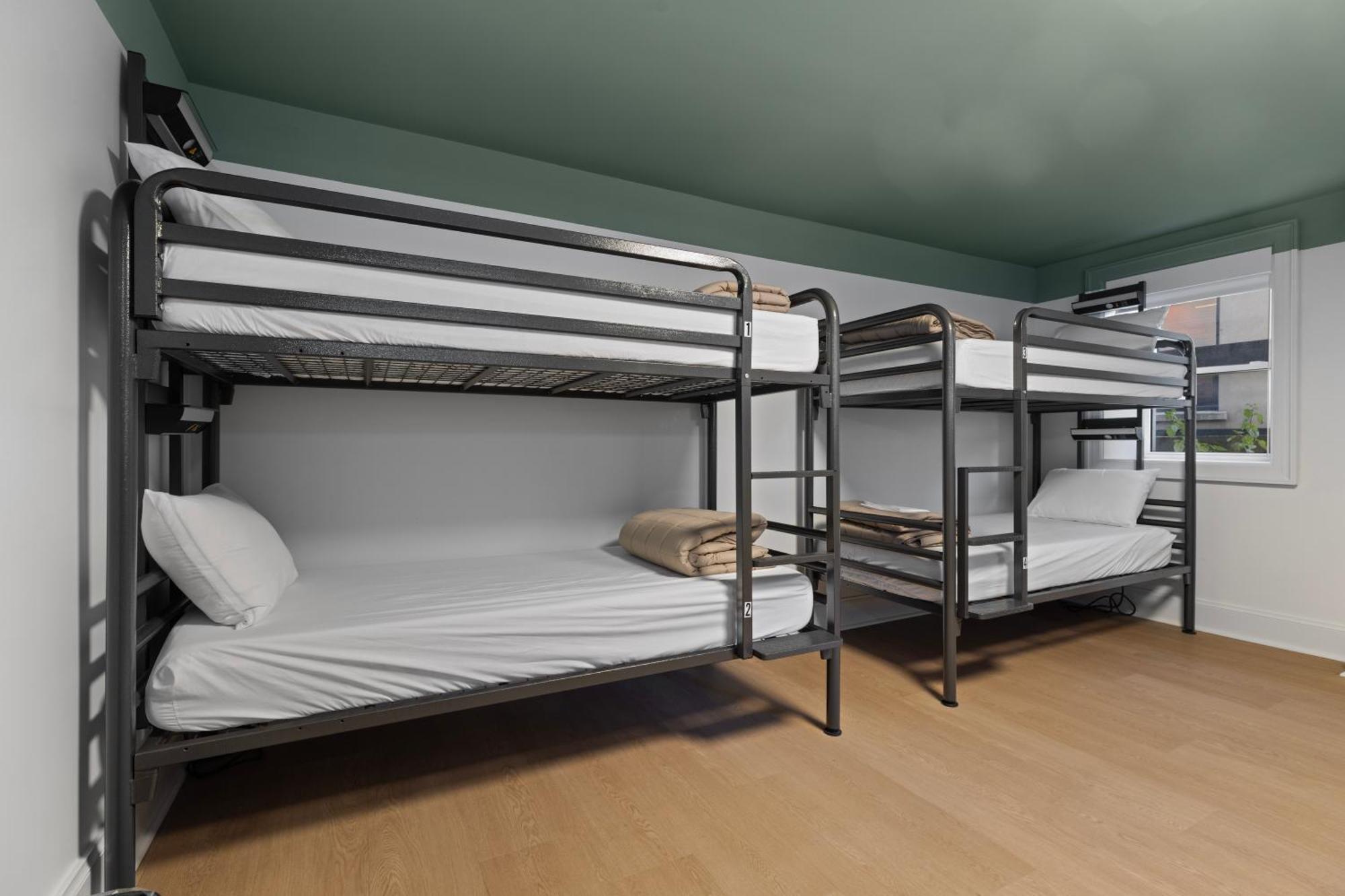Hi Halifax Heritage House Hostel מראה חיצוני תמונה